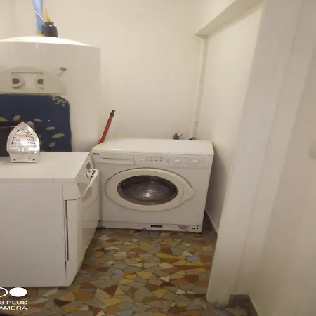 Studette Confort Et Simplicité Besanzón
