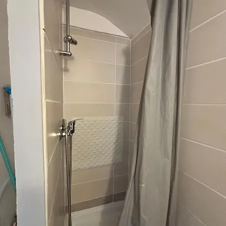 Studette Confort Et Simplicité Apartamento