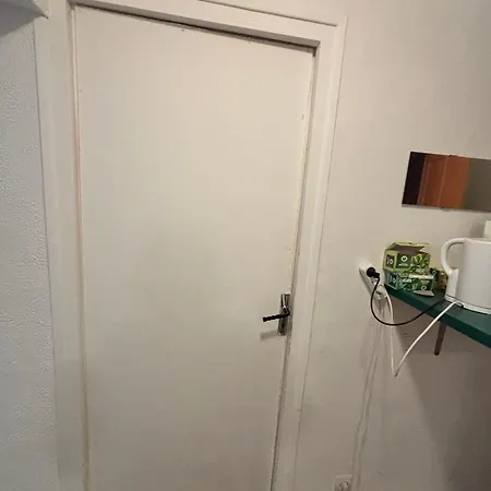 Studette Confort Et Simplicité Apartamento